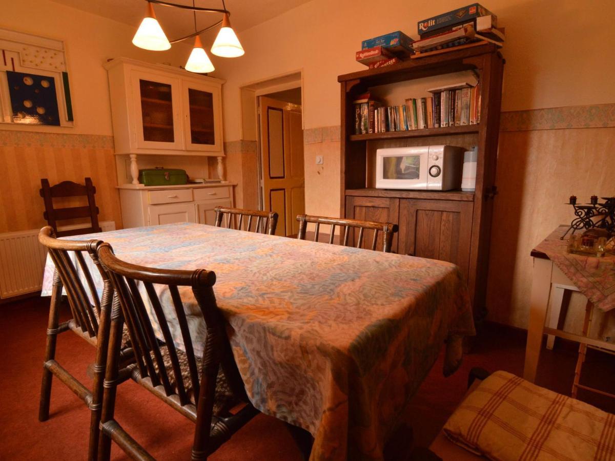 Spacious Holiday Home With Sauna In Celles Sur Plaine Eguisheim Szoba fotó